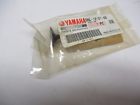 5nl-12121-00 Yamaha Nos Exhaust Valve