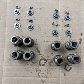18100043 Harley Davidson Valve Spring Set M-8 Models 17 Ltr Tour And Trike Takeoff Part