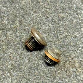 Kawasaki 13091-1889 95-06 Kdx200 220 Oem Power Valve Governor Holder Bolts Cylinder Plug