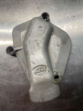 Ktm 546 30 005 000 1997 250 Exc Engine Power Valve Governor Cover