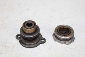 39w-w1132-00-00 Yamaha 1983 - 1987 Yz125 Power Valve Holders Bushings Yz 125 84/2