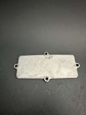 5cu-1131m-00-00 Yamaha Yz250 Main Power Valve Cover 99-15