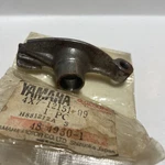 Nos Yamaha Valve Rocker Arm XV750 1000 XV1100 XVS1100 Virago XV920 4X7-12151-09. Fixed Price $37.50.