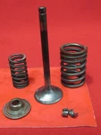 72 Honda CL350 Intake Valve Springs & Keepers # 14711-286-030. Fixed Price $10.00.